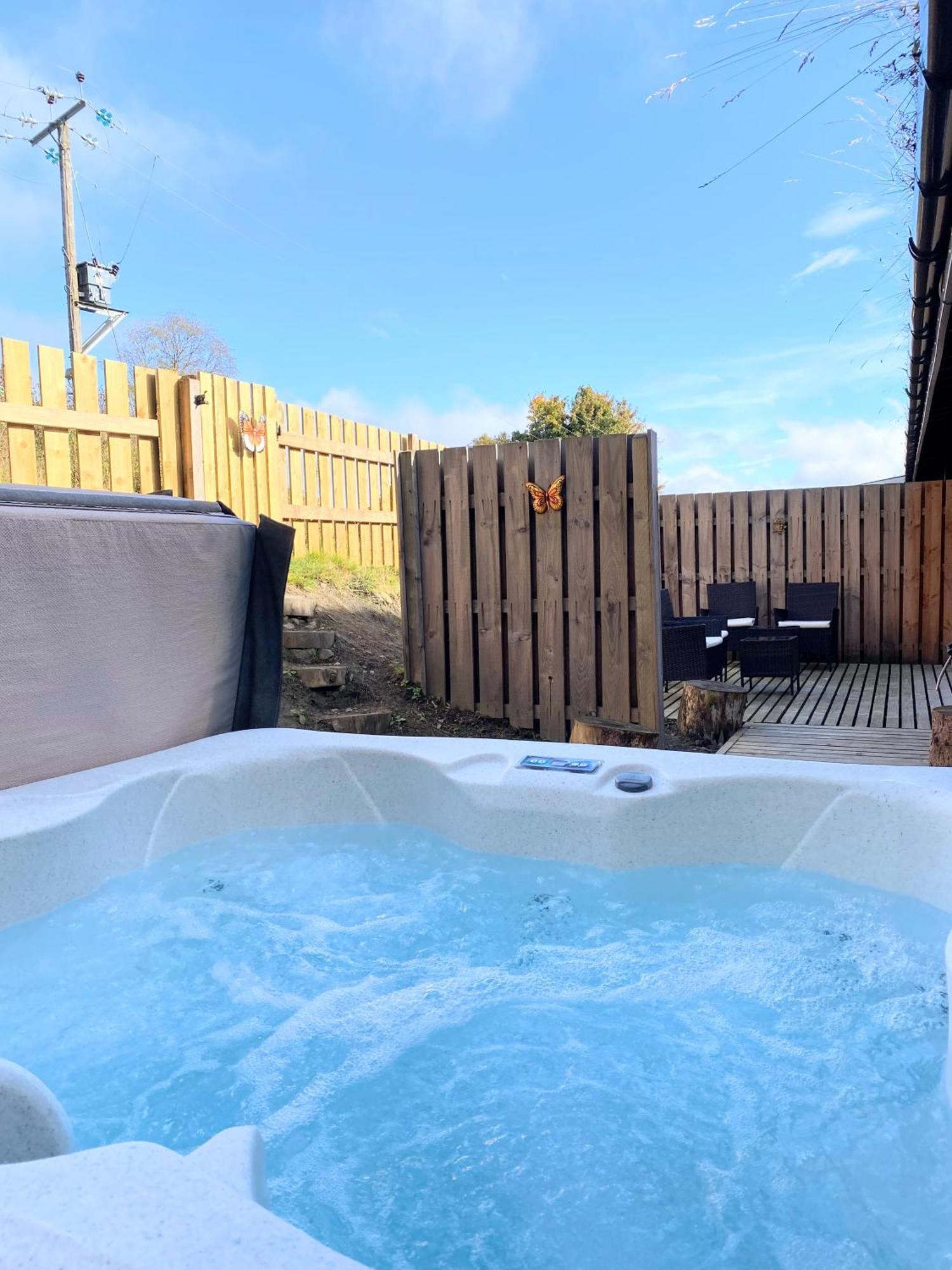 Willa Kaoglen Squirrel Drey-Hot Tub-Pet Friendly-Perth Balnald Zewnętrze zdjęcie